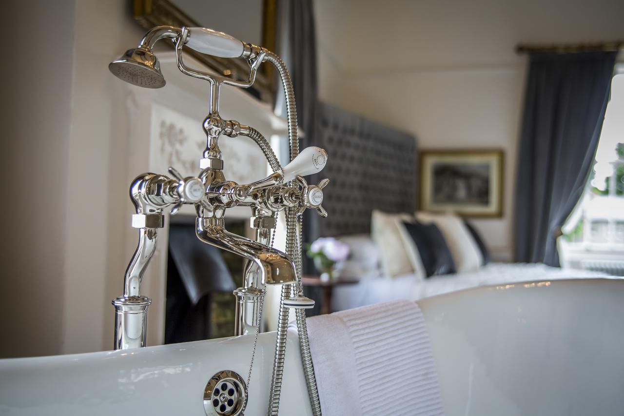 The Coach & Horses Inn Bolton by Bowland Extérieur photo