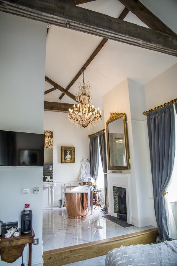 The Coach & Horses Inn Bolton by Bowland Extérieur photo